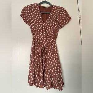 ABERCROMBIE & FITCH POLKA DOT WRAP MINI DRESS MAUVE PINK SIZE XS